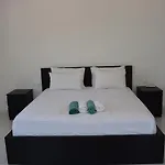 Apartamento Black & White Divarata