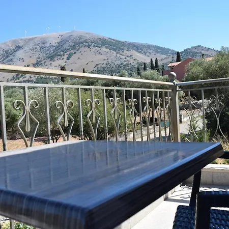 Black & White Apartment *