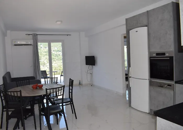 Black & White Divarata